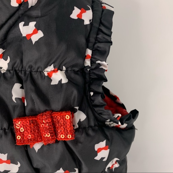 Black Toddler Girl's Puffer/Ski Vest with with Scottie Dogs and red accents. - Picture 4 of 6